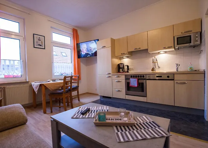 Апартаменты Haus Pop Боркум